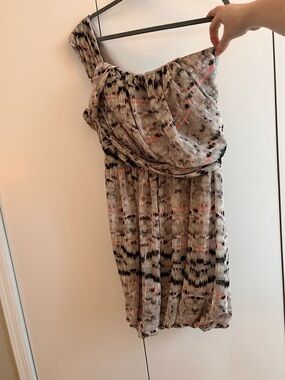 BCBGeneration One-Shoulder Printed Dress in Taupe, Black and Coral